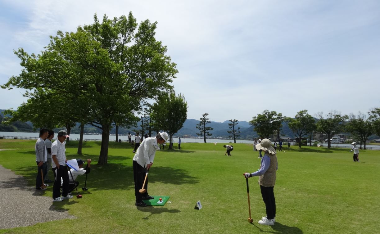 20-3_groundgolf