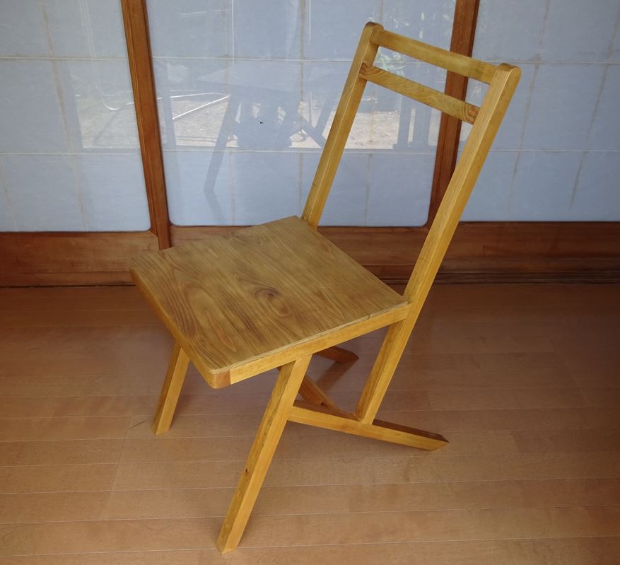 766-2_chairC1mm_20250703
