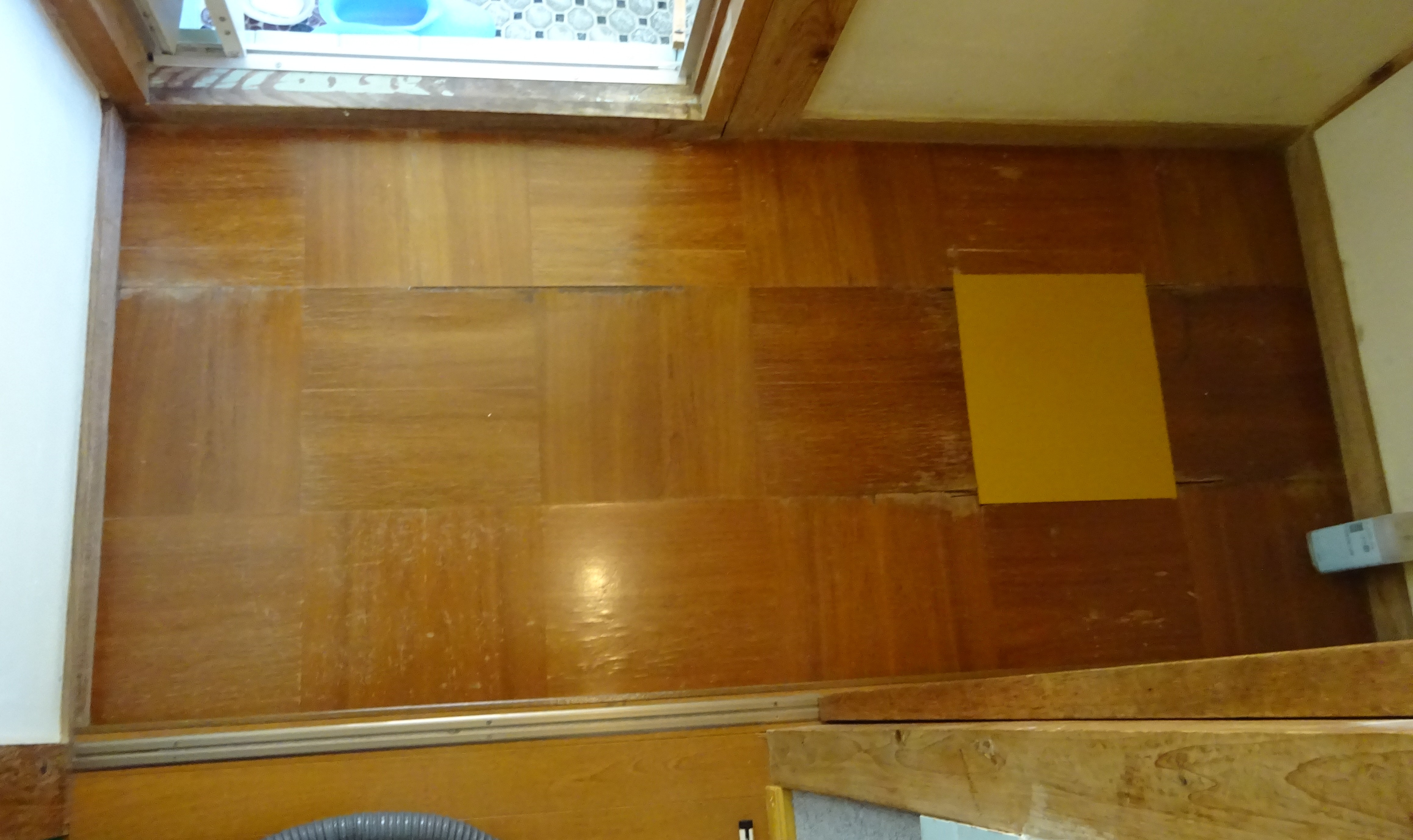799-1_bath-flooring_20251024