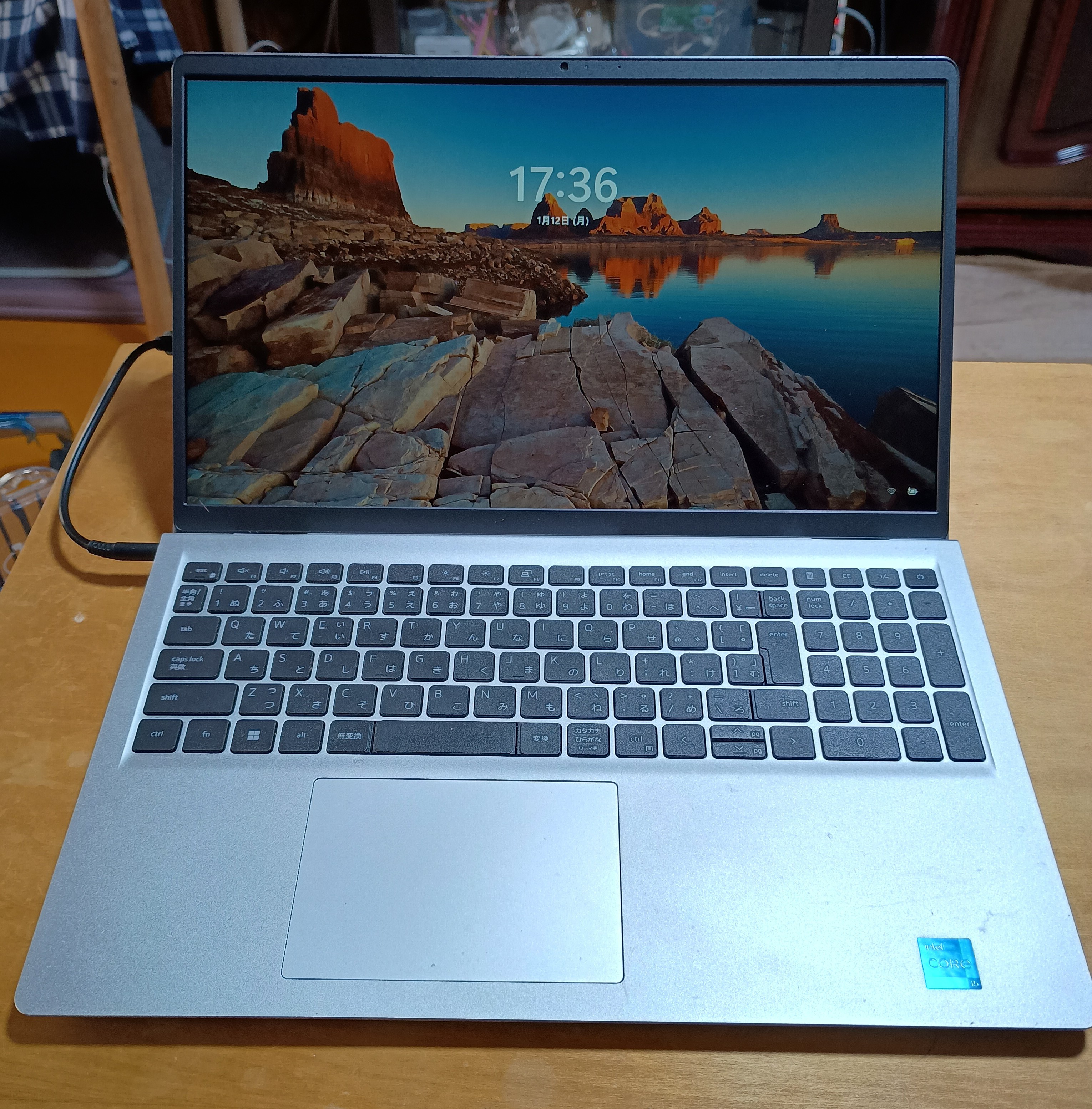 825-3_laptop2_20260117