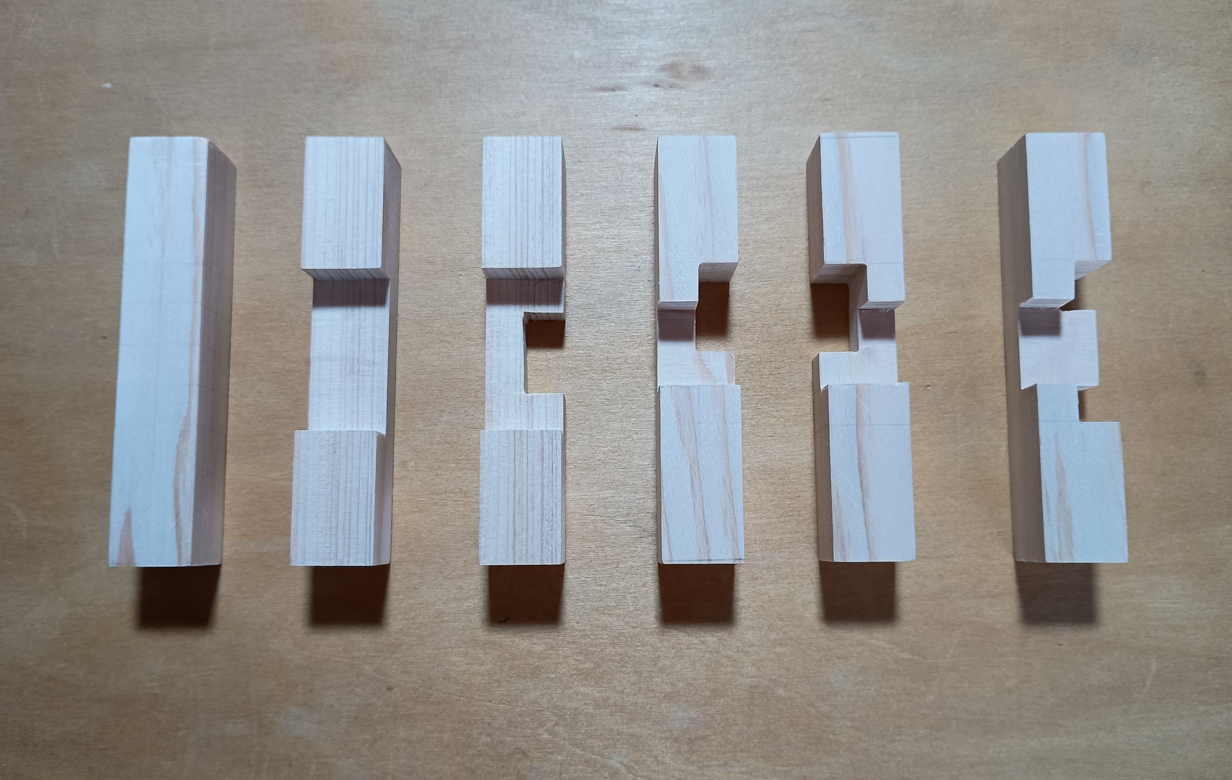 832-3_6-piece-burr-puzzle-2