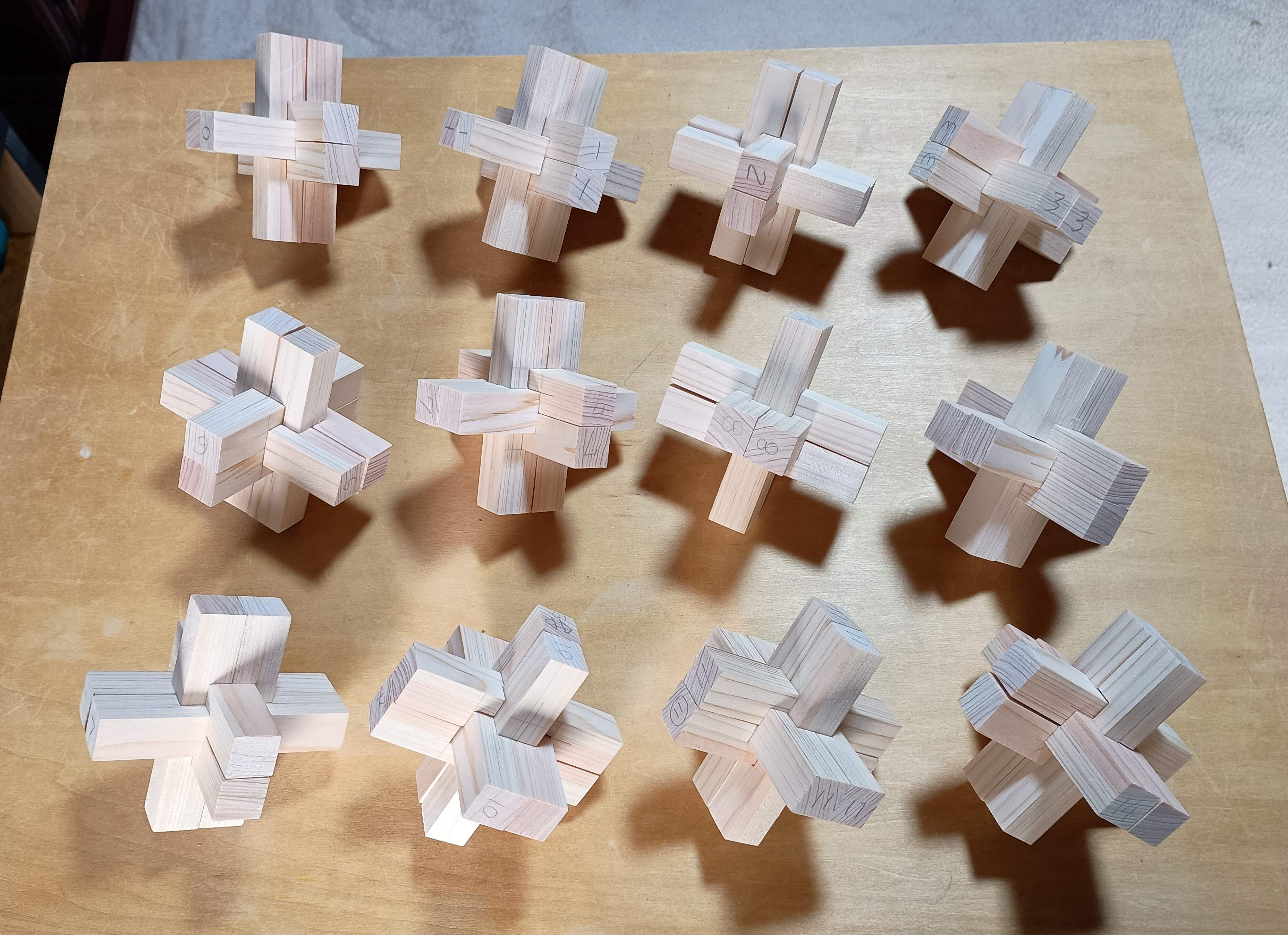 841-1_6pieces-puzle_202603229